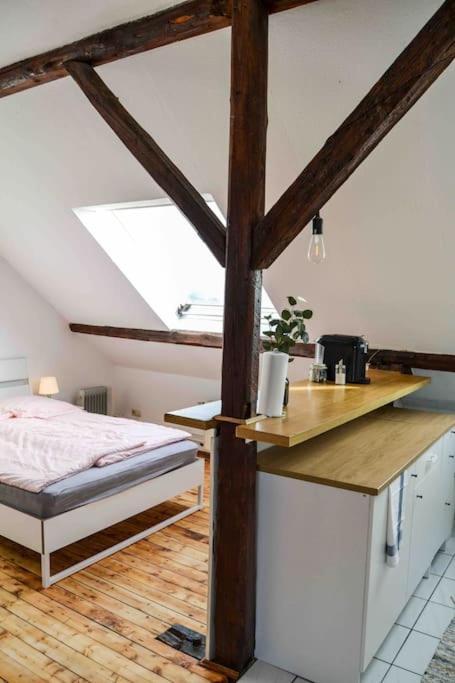 Schoene Dachgeschosswohnung Nahe Koeln Luaran gambar