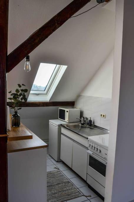 Schoene Dachgeschosswohnung Nahe Koeln Luaran gambar
