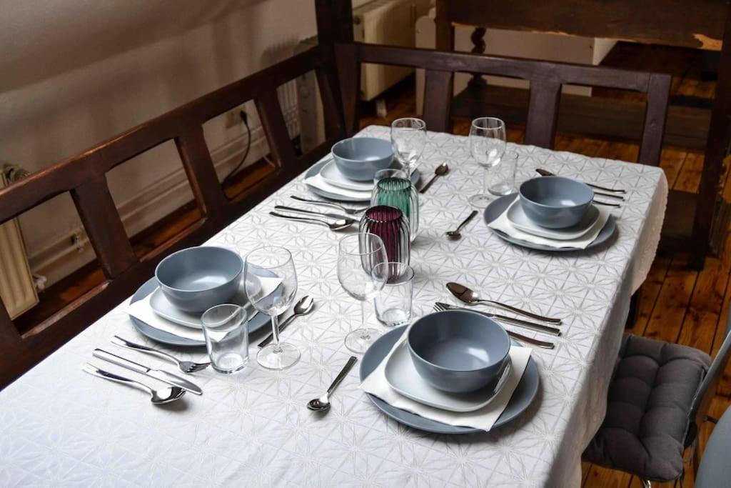 Schoene Dachgeschosswohnung Nahe Koeln Luaran gambar
